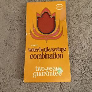 VINTAGE DAVOL COMFY WATER BOTTLE/SYRINGE COMBINATION #12~~RED RUBBER~ORIGINAL BX